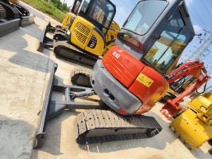 Grande demande pour U35 Pelle hydraulique Mini pelle sur chenilles d'occasion Machines de construction de 3 tonnes avec boîte de vitesses et pompe - Product Image 5