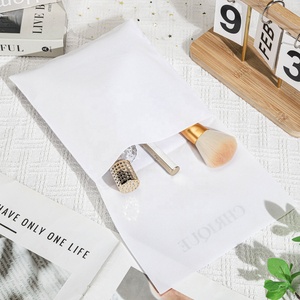 Luxury Small <b>White</b> Velvet <b>Envelope</b> Jewelry Mirror Packing Bag Custom Logo Printed Velvet Earring Bracelet Storage Jewelry Pouch - Product Image 4
