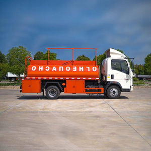 Nouveau moteur diesel de camions de réservoir d'huile du fabricant Volume 5001-10000L de camion de réservoir d'huile de HOWO - Product Image 5