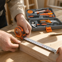 Ensemble d'outils ménagers de 20 pièces avec pinces multifonctions, marteau à griffes, clé à molette réglable, ruban à mesurer de 3 m, couteau utilitaire, étui