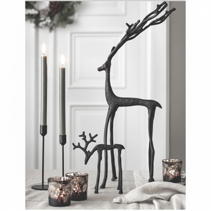 Grande pièce maîtresse de table en métal renne pour table de banquet de Noël ajoutant chaleur et ambiance festive - Product Image 1