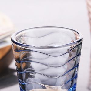 Bicchierini da <span class=keywords><strong>Shot</strong></span> Personalizzati da 50 ml (2 oz) in Vetro Colorato a Spruzzo per Tequila e Vodka – Idea Regalo Souvenir - Product Image 4