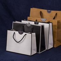 Pratique Kraft à la mode estampage à chaud parfum paquet sacs en papier Art papier fenêtre à la main pour vêtements chaussettes chaussures fourrure