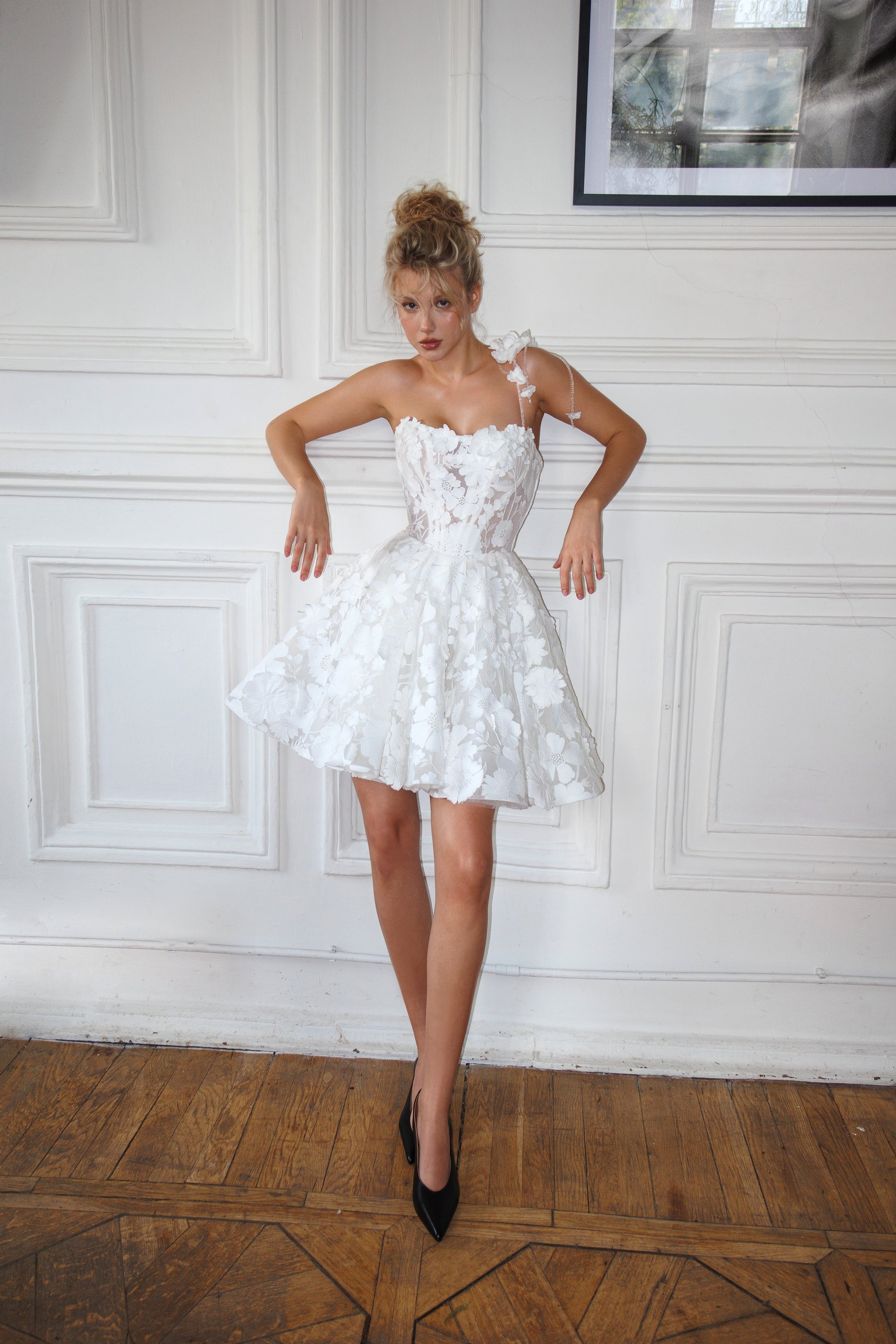 Mily Bridal MW451 2025 Custom Made Mini Wedding Dress Beautiful One Shoulder  Full Lace Applique Modern Style Bridal Gown| Alibaba.com
