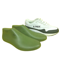 Chaussures de sport Man A MAX, semelles en plastique