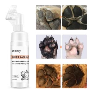 Usine OEM sans eau chien chat animaux de compagnie nettoyant pour pattes solution de shampoing brosse en silicone détachable nettoyant moussant pour pattes sans rinçage - Product Image 4