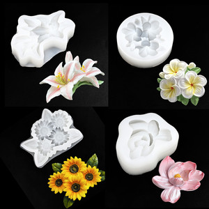 Moule en silicone AK Daisy pour fondant, pâte à modeler, fleurs de lys, chocolat, lotus – Outil de décoration de gâteaux et pâtisseries DIY - Product Image 1