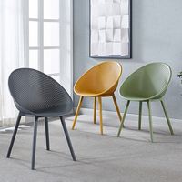 Chaise de salle à manger empilable en plastique PP moderne de qualité supérieure pour café, restaurant, cuisine et maison