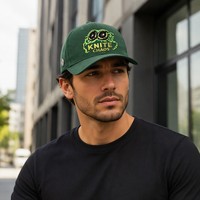 Gorra de béisbol de malla completa con logo personalizado al por mayor, parche de cuero, gorra trucker transpirable para exteriores, hebilla metálica táctica, 100% algodón