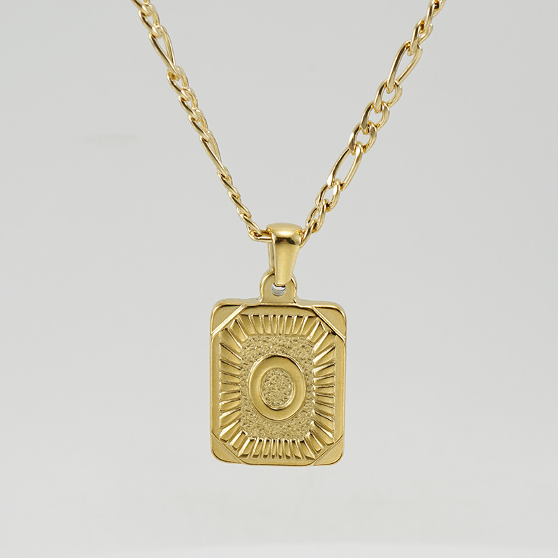 Gold O (including chain)
