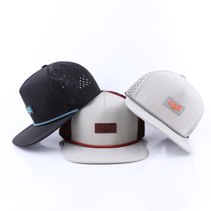 Qianzun Fabricant Imperméable 5 Panneau <span class=keywords><strong>Golf</strong></span> Snapback Cap Avec Corde, Patch En Caoutchouc logo Snapback Chapeaux - Product Image 1