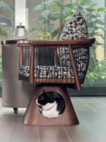 Maison pour animaux de compagnie en bois minimaliste moderne pour chats et chiens - Meuble durable en forme de chaise avec entrée ouverte