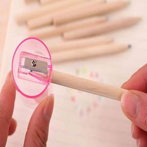 ชุดดินสอสีไม้แบบแท่งยาว 12 สี สำหรับเด็ก พร้อมกบเหลาดินสอ - Product Image 4
