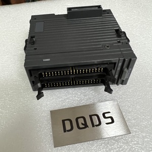 Contrôleur programmable 4 axes à impulsions (peut interpoler des lignes droites) Keyence KV-H40S KV-SH04PL KV-SC20V KV-H20S - Product Image 4