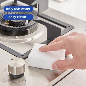 Esponja de Melamina Blanca de 10*6*2cm, Esponja de Espuma Ecológica de Alta Absorción de Agua, Rectangular, Multifuncional para Cocina - Product Image 2