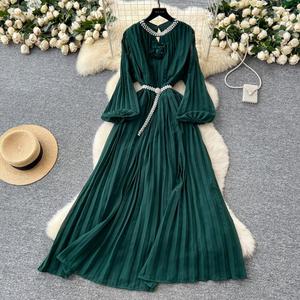 Eleganti Abiti da Donna: Vestito in Chiffon Floreale Scavato <span class=keywords><strong>con</strong></span> Maniche a Lanterna e Dettagli Arricciati, <span class=keywords><strong>con</strong></span> Cintura Annodata - Product Image 3