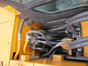 Excavadora sobre orugas pequeña de segunda mano de alta calidad Sany, equipo de maquinaria de construcción usado, núcleo de bomba de motor, vendido a precio bajo - Product Image 6