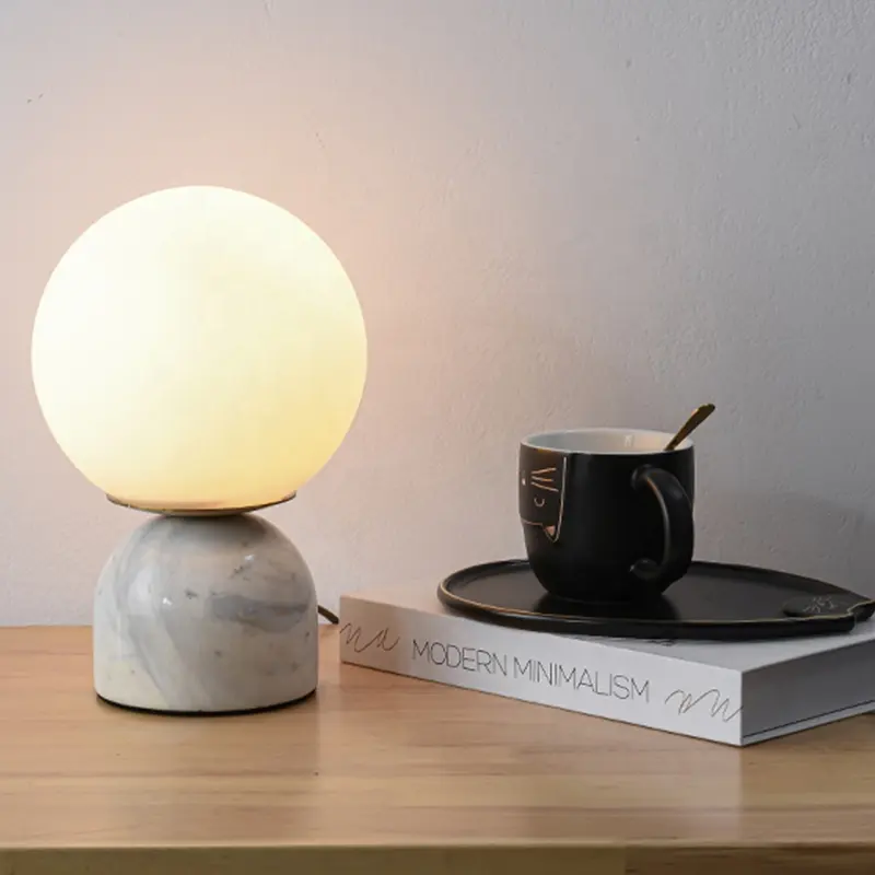 Nieuw Ontwerp Groothandel Boek Decoratieve Lamp Led Draadloze Beslag Oplaadbare Bed Studie Leeslampje/Bureaulamp/Tafellamp