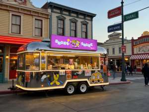 Camión <span class=keywords><strong>de</strong></span> Comida Coreana con <span class=keywords><strong>Pollo</strong></span> <span class=keywords><strong>Frito</strong></span>, Freidora Doble y Estación <span class=keywords><strong>de</strong></span> Glaseado Gochujang para Alitas, Tteokbokki y Bolas <span class=keywords><strong>de</strong></span> Arroz con Kimchi - Product Image 1