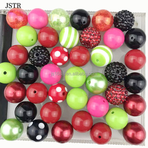 Venta al por mayor Rosa estilo navideño mezclado 20mm Bubblegum Beads para la fabricación de joyas collar acrílico cuentas redondas Accesorios - Product Image 1