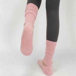 Calcetines de yoga antideslizantes profesionales para mujer, color gris, absorbentes del sudor, para Pilates, Fitness, danza y deportes - Product Image 2