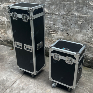Boîte de transport à roulettes sur mesure pour pieds de micro, idéale pour les événements audiovisuels et les tournées - Product Image 2