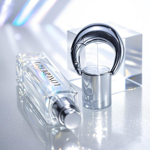 Flacons Carrés de <span class=keywords><strong>Parfum</strong></span> Vides en Verre, 10ml 20ml 30ml, avec Porte-Clés, Logo Personnalisable, Durables pour Femmes - Product Image 3