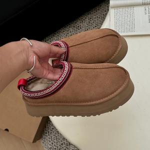 Bottes de neige confortables et élégantes en cuir véritable unisexe Tasmans Uggss 2026 avec fourrure, plateforme et talon compensé pour l'automne et l'hiver - Product Image 5