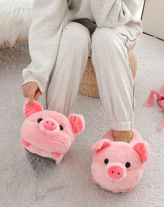 شبشب محشو منزلي لطيف كرتون الكريسماس شبشب محشو دافئ للحيوانات في الأماكن المغلقة - Product Image 5