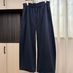 <span class=keywords><strong>Pantaloni</strong></span> da <span class=keywords><strong>donna</strong></span> <span class=keywords><strong>in</strong></span> cotone <span class=keywords><strong>con</strong></span> coulisse, a lunghezza 7/8, <span class=keywords><strong>con</strong></span> <span class=keywords><strong>elastico</strong></span> <span class=keywords><strong>in</strong></span> <span class=keywords><strong>vita</strong></span> e tinta unita, stile retrò casual - Product Image 6