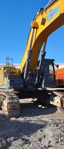 Excavadora de cadenas de alto rendimiento XE900D de 90 toneladas, fuerza de excavación de cazo de 480 kN, peso de 89600 kg, máquina de movimiento de tierras para roca - Product Image 3