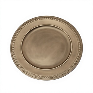 Platos y vajillas de lujo antiguos con borde de cuentas, diseño personalizado, tono dorado antiguo, plato base dorado para uso en mesas de ocasiones especiales como bodas. - Product Image 1