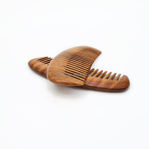 Peigne en bois de santal vert de première classe Peigne en bois précieux naturel à dents grossières - Product Image 3