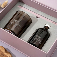 Aikun - Juego de Regalo de Lujo de 2 Piezas para el Hogar, Caja de Fragancia con Vela Aromática en Vaso de Ámbar y Difusor de Varillas, Ideal para Spa, Hotel, Bodas, Venta al por Mayor