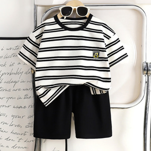 Nuevo Conjunto de Manga Corta - Conjunto Infantil a Rayas de Estilo Delgado - Traje de Aire Acondicionado para Bebé - Pijama para el Hogar - Conjunto de Verano con Cuello Redondo - Product Image 5