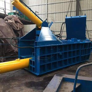 Presse à balles hydraulique horizontale de 160 tonnes pour les déchets métalliques d'aluminium et de cuivre, presse à balles carrée, taille des balles 400x400mm 500x500mm 600x600mm - Product Image 2