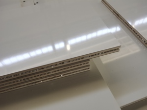 Compensato di Betulla di Grado Architettonico con Superficie Levigata per Rivestimento in PU / Verniciatura (Misura Personalizzata 4x8) - Product Image 2