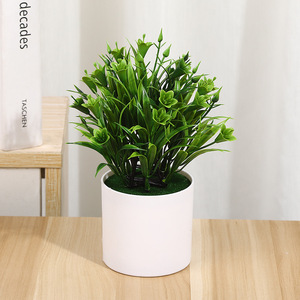 Plantas artificiales en maceta de Yiwu Datuo Florist, 6 colores, decoración interior, mini plantas verdes para decoración del hogar, oficina y escritorio. - Product Image 4