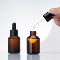 Flacon de sérum compte-gouttes en verre ambré givré de luxe de 30ml 50ML cylindre rond avec épaules inclinées pour crème nettoyante pour le visage
