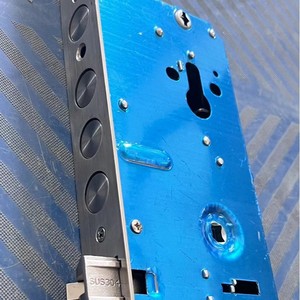 ขาตั้งโชว์สมาร์ทล็อค Qleung รุ่น 6068 ทำจากอลูมิเนียมอัลลอยด์ หมุนได้ สำหรับโชว์ตู้โชว์ล็อคประตู - Product Image 3