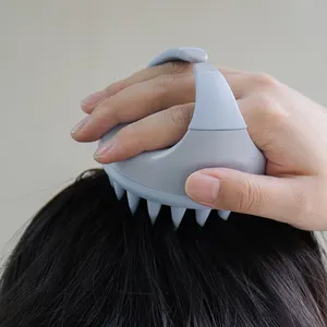 Harga pabrik penjualan terlaris sikat rambut silikon perawatan kulit kepala ramah lingkungan sikat sampo pemijat kulit kepala