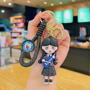 Portachiavi 3D Personalizzato Wednesday Addams, Giocattoli d'Azione 3D, Portachiavi Famiglia Addams in PVC 3D con Moschettone in Lega - Product Image 4