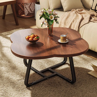 Vente en gros de meubles de salon pour la maison table basse d'appoint de canapé simple et moderne en bois avec trèfle