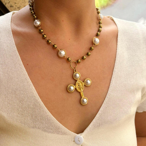 Collier pour femmes YF8259, tendance automne-hiver, croix incrustée de perles rondes, plaqué or 18 carats, acier inoxydable imperméable - Product Image 6