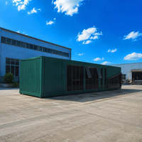 Bureau modulaire préfabriqué de luxe en conteneur maritime de 40 pieds avec fenêtres géométriques personnalisées pour espace de travail commercial
