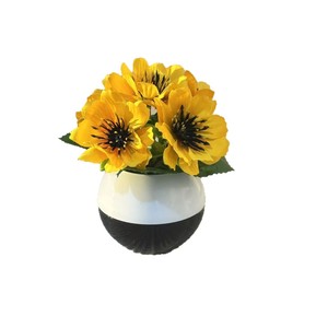Pot de fleurs artificielles Paulon avec fleurs en soie marguerite et palmier pour la décoration de bureau et de la maison, 16 cm de haut, vase noir et blanc - Product Image 5