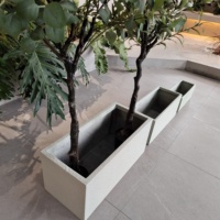 Pot Bunga Fiberglass Bulat Kustom dengan Lubang Drainase - Desain Modern Ringan, Ramah Lingkungan, dan Tahan Lama untuk Penggunaan Dalam/Luar Ruangan