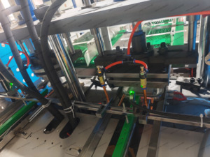 全自动中国制造高速液压双工位一次性食品纸盘制造机 - Product Image 4