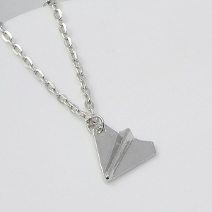 Collane con Aeroplano Origami 3D, Placcate in Oro Nero e Argento, Gioielli Semplici con Piccoli Aerei di Carta, Stile Harry Styles - Product Image 5