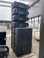Sistema de Sonido Profesional de Línea Activa Impermeable Boutum Audio I-4000PP + I-4021PP con Subwoofer de 1200W y Flight Case